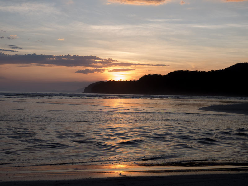 Arquivo:Praia da Fazenda - Ubatuba -SP.jpeg