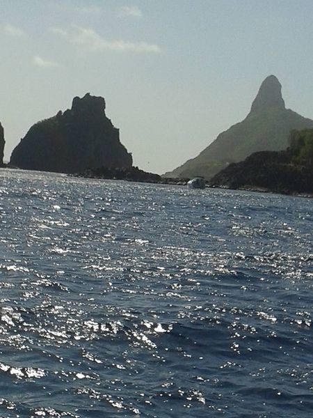 Arquivo:Morros noronha.jpg